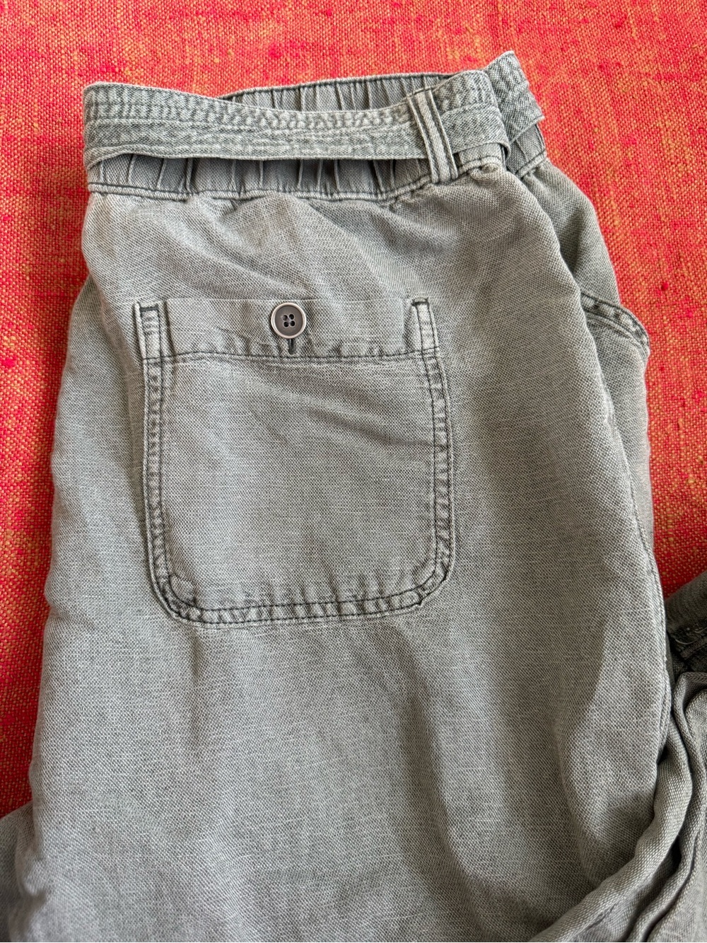 Nicole Miller Olive Green Linen Blend Women’s Belted Cargo Pants, size L, EUC! - Picture 11 of 12